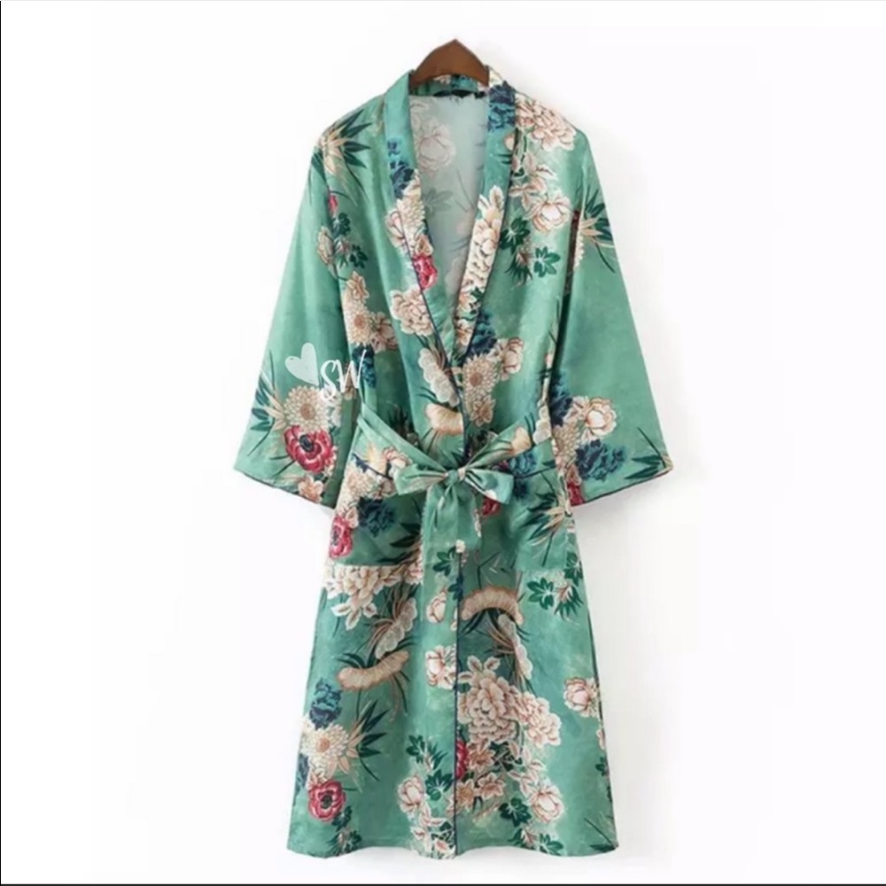 Floral Print Satin Kimono Cardigan Maxi Duster - Picture 2 of 8